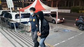 賓士男怕被查撞警落跑！警急開槍追捕