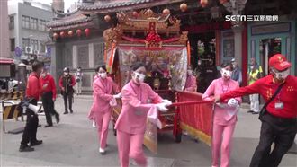 桃園龍德宮四媽祖抵澎湖　民眾接駕