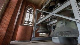 美COVID不治將破百萬人　國家大教堂「敲鐘千次」致哀（圖／翻攝自Washington National Cathedral Twitter）