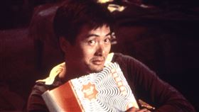 《秋天的童話》周潤發飾演的「船頭尺」和鍾楚紅飾演的「十三妹」形象深植人心。（圖／甲上娛樂提供）