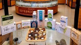 柯富揚理事長提供＋國家中醫藥研究所提供＋翻攝自清冠一號開篩試劑地圖APP