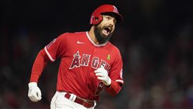 ▲倫東（Anthony Rendon）站左打區開轟。（圖／美聯社／達志影像）