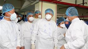 柯文哲視察木柵機廠防疫急門診。(圖/台北市政府提供)