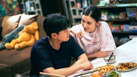 宋佳,佟大為,蔣欣。（中天提供