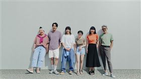 UNIQLO推出全新百搭T恤。（圖／業者提供）
