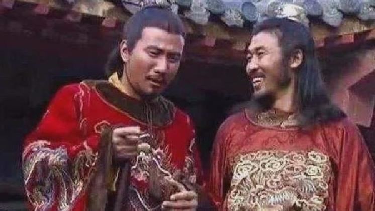 徐達喝醉被抬上龍床！醒後1舉動免死
