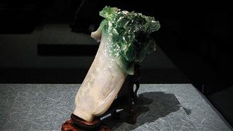 「翠玉白菜」怎來的？曾是瑾妃的嫁妝