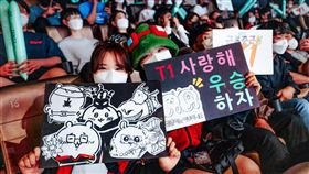 國際賽首例！拳頭道歉認「延遲」出包　RNG三場全部重打