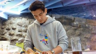 楊銘威二廚地位爆危機　遭修杰楷吐槽