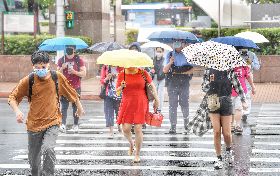 梅雨鋒面報到（1）