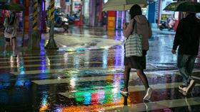 下雨(記者陳弋攝影)