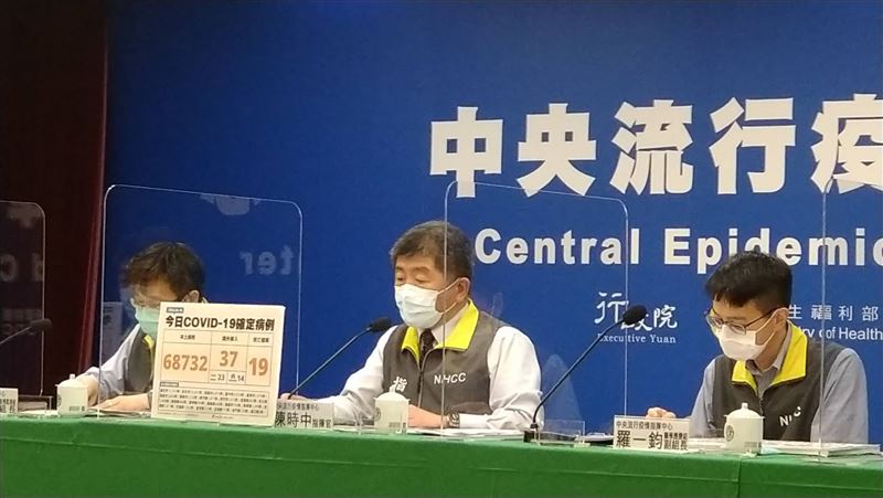 2歲男童不停轉院亡　羅一鈞還原過程