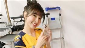 峮峮,吳函峮　IG