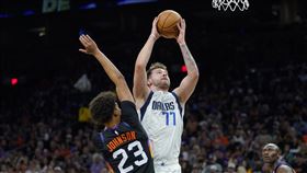 唐西奇上半場就拿到27分。（圖／美聯社／達志影像）