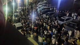 北京大學深夜爆發抗議（圖／翻攝自鐵板音符微博）