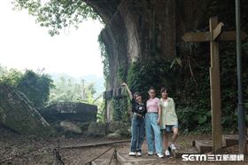 出發吧女孩前進山城。(圖/出發吧女孩)