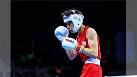 林郁婷在拳擊世錦賽8強戰完勝巴西選手晉級4強。（圖／翻攝自林郁婷IG）