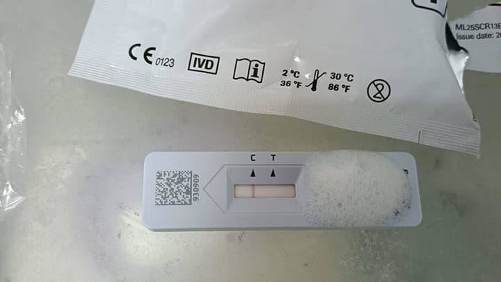 快篩溢出「白色奶泡」苦主曝2原因