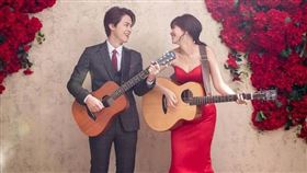 鄧福如　HowHow　圖／翻攝自HowHow　IG