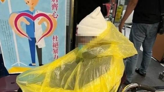 9旬嬤確診「院外淋雨等床位」她開轟