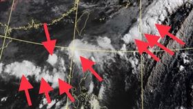 「一長串對流胞群聚」午後將變天。（圖／翻攝自賈新興臉書）