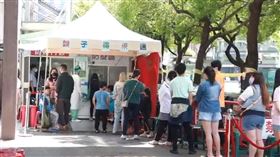 台中市8家醫院，升級親子得來速 ，一家人篩檢PCR(圖／台中市政府提供)