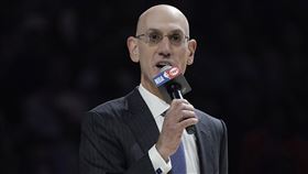 ▲NBA總裁席佛（Adam Silver）希望能改變規則。（圖／美聯社／達志影像）