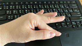 ▲確診喉嚨爆痛怎麼辦？除了吃藥…1絕招15分鐘緩解（圖／資料畫面）