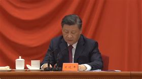 習近平致詞官員拍手(圖/翻攝自@realEmperorPooh推特)