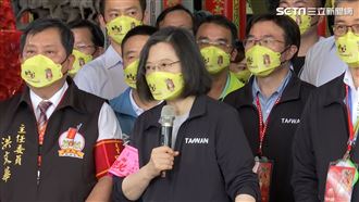 白沙屯媽祖今晚起駕　蔡英文淨轎參拜