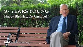 柿子文化提供＋翻攝自Ｔ．柯林．坎貝爾（T. Colin Campbell）博士臉書