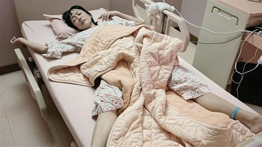 本土女星後悔隆鼻　急取假體現況曝光