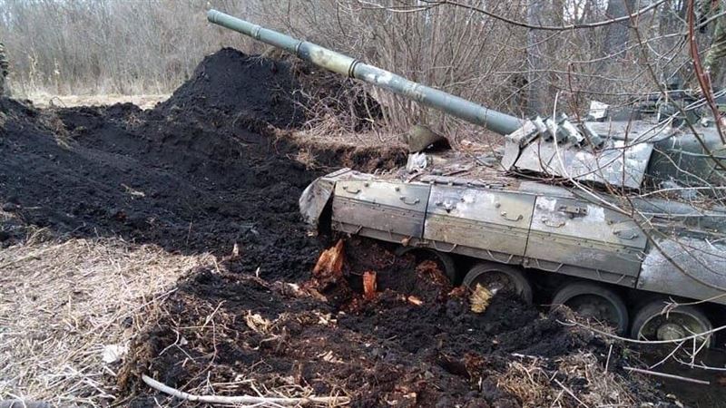 俄軍渡河遭血洗轟炸　戰車墳場慘況曝