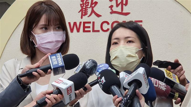 律師：徐巧芯態度尚可，但施壓明確