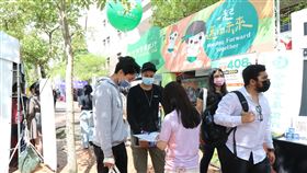 政大徵才月開跑  124企業參與政治大學「徵才月」25日起正式登場，活動以「勇者物語」為主題，將求職過程比喻為探索與冒險的旅程，必須在重重關卡中過關斬將，一共有124家企業參與。（政大提供）中央社記者陳至中傳真  111年3月25日