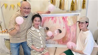 趙小僑喜懷女胎　只有他賭對當場爆哭