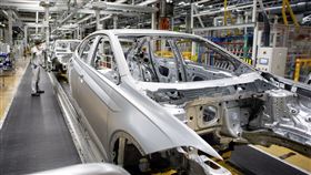 ▲福斯、Volkswagen、工廠、新車、生產線（圖／翻攝自Volkswagen官網）
