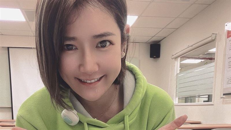 走過父喪　本土劇女星收鑽戒驚曝喜訊