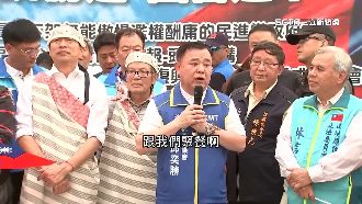 邱奕勝餐敘綠議員　卻沒接張善政電話