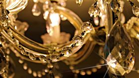 水晶燈,客廳,吊燈,家具,餐廳,水晶,布置,示意圖／翻攝自pixabay