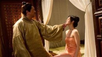 美人盂不是最噁！淫臣專挑美女玩「肛狗」