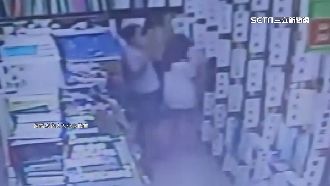 到文具店假裝挑東西　男觸碰2女身體