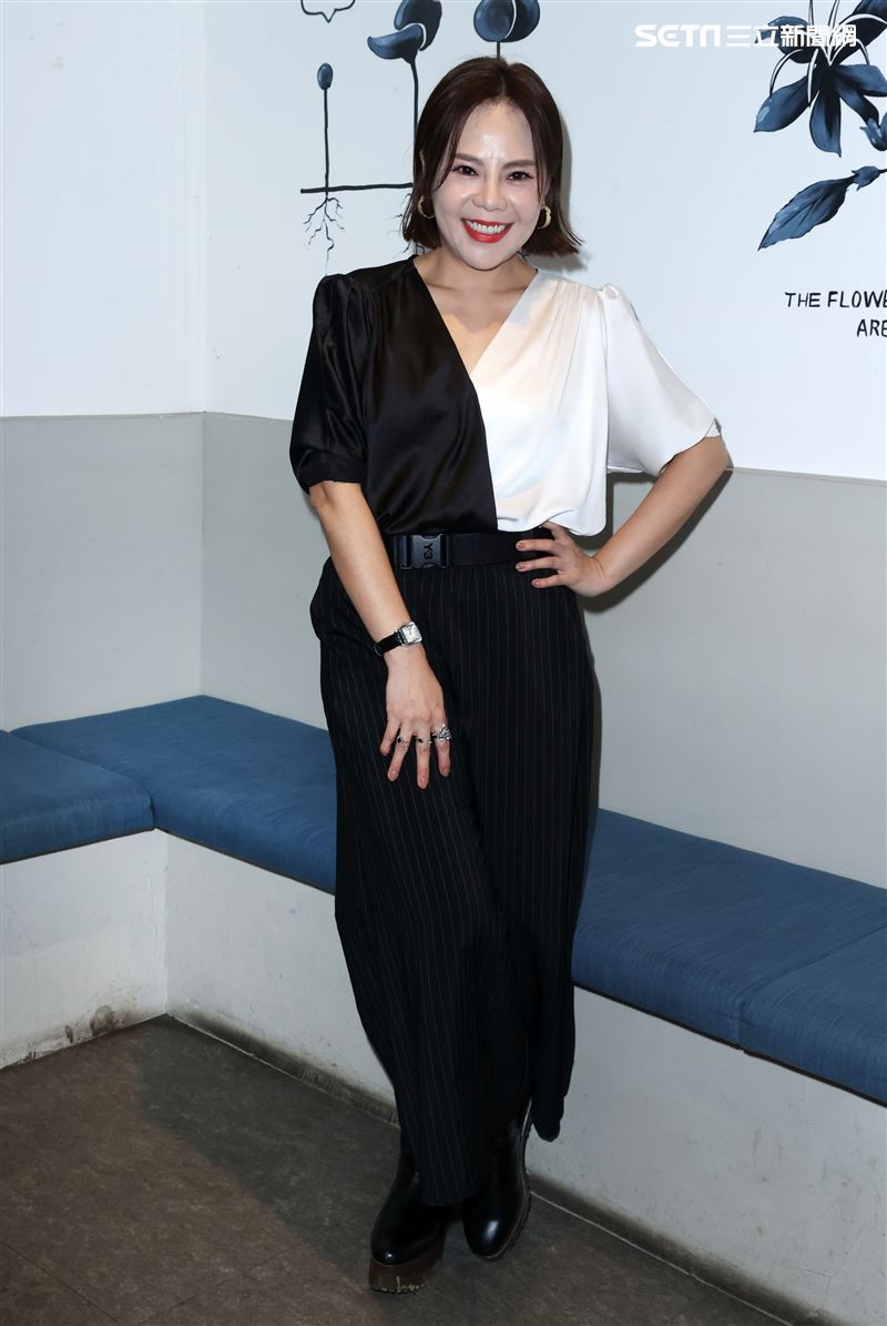 錦雯三立新聞網專訪。（記者邱榮吉/攝影）