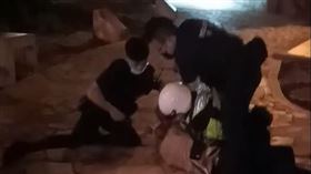 新北市，板橋，公園，隨機攻擊，路人，傷害，妨害公務