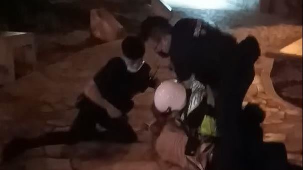 板橋男隨機攻擊路人！警逮捕反遭批