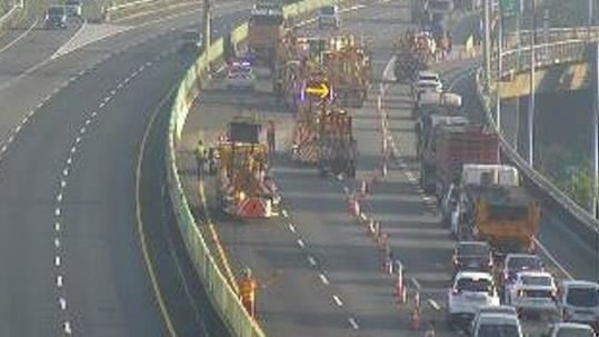 新／國3田寮段砂石車翻覆！路段封閉