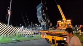 駕車衝碼頭落水亡！酒測值超標44倍