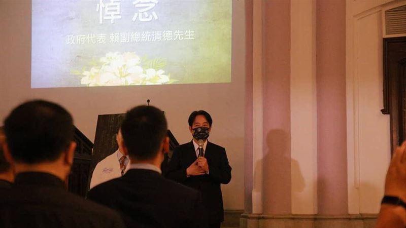 賴清德出席在台祈禱會哀悼鄭達志