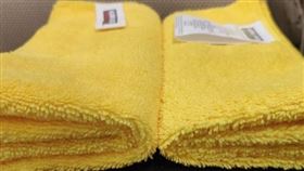 網友抱怨好市多的「黃色抹布」改版後變不好用。（圖／翻攝自「Costco好市多 商品經驗老實說」臉書社團）