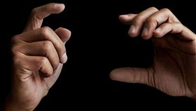 小米與徠卡相機宣佈正式達成行動影像戰略合作，雙方聯合研發的第一款影像旗艦手機將於今年7月正式問世。